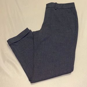 Banana Republic Grey Cropped Dress Pants. Size 4 Regular.